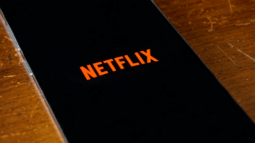  Netflix On Smartphone